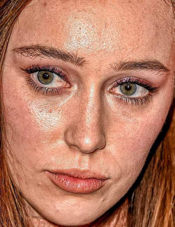 Alycia Debnam Carey Celebrity face Close up