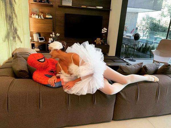 stars dressing up for halloween 2020 celebrity costumes pics Chrissy Teigen and John Legend